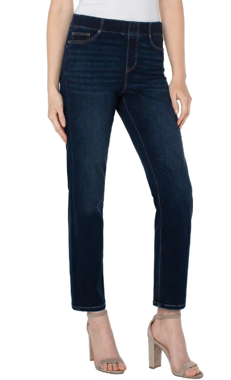 Liverpool Chloe Slim Leg Jean Fashionable Straight Fit Denim