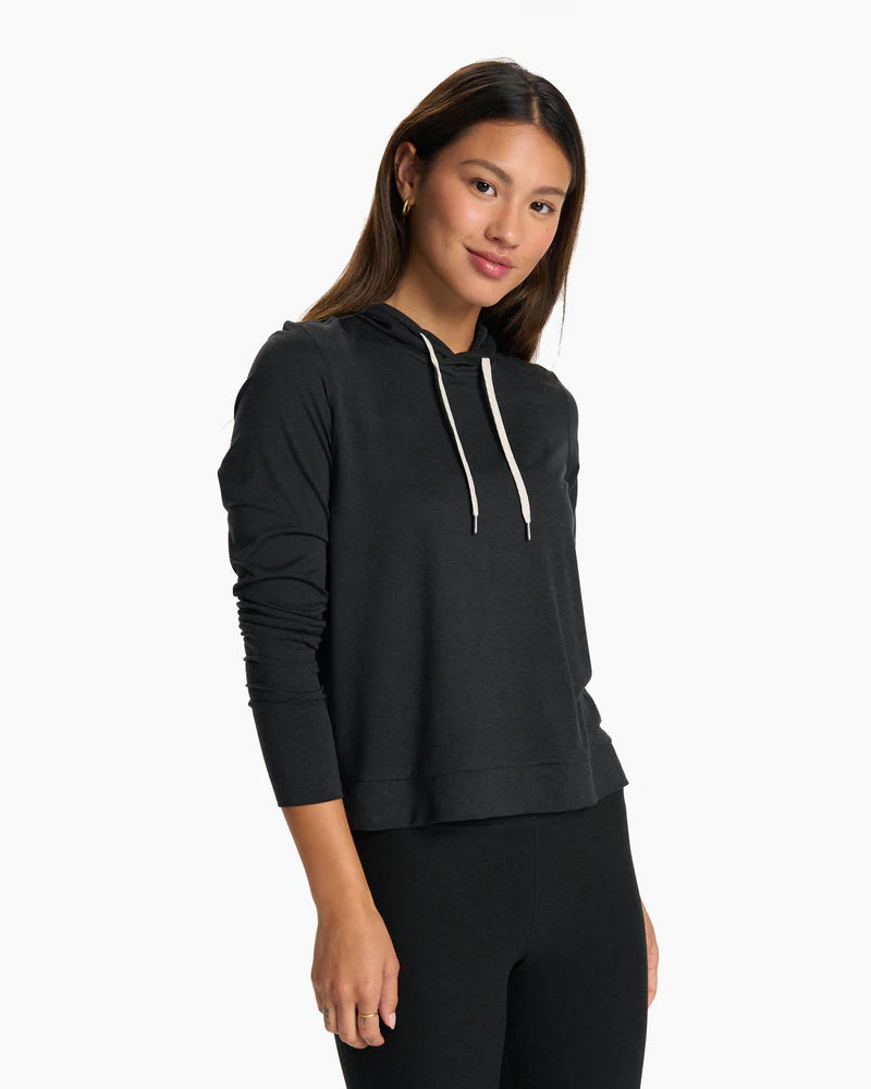 Vuori HALO ESSENTIAL HOODIE - BLACK HEATHER Hoodie with Ribbed Neckline Snug Warm